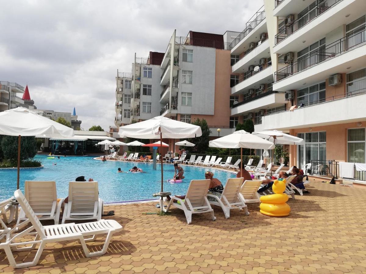 Apartment Daisy Grand Kamelia Slăntjev Brjag Exteriör bild
