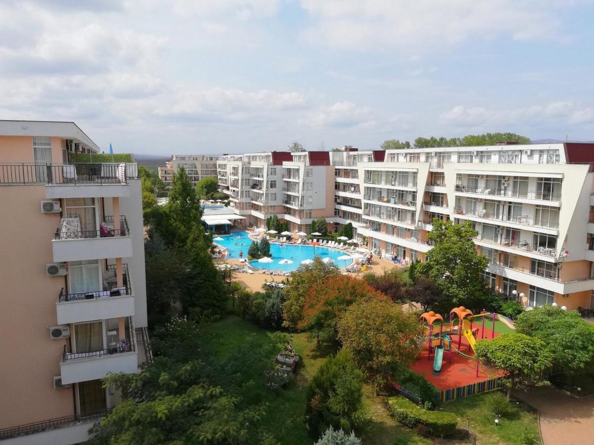 Apartment Daisy Grand Kamelia Slăntjev Brjag Exteriör bild