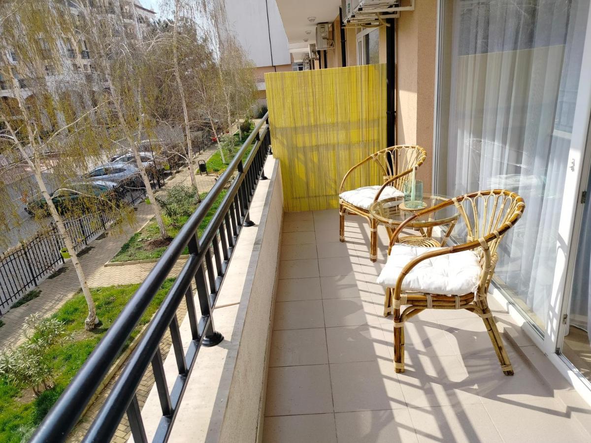 Apartment Daisy Grand Kamelia Slăntjev Brjag Exteriör bild