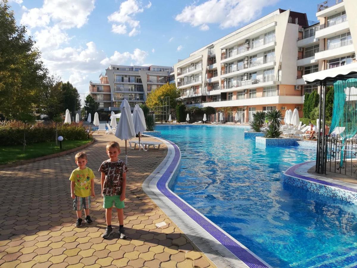 Apartment Daisy Grand Kamelia Slăntjev Brjag Exteriör bild