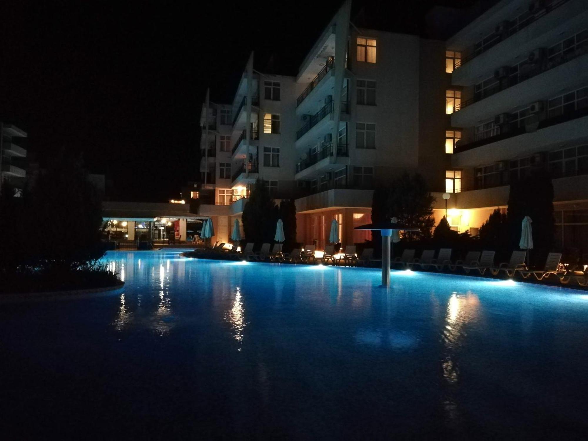 Apartment Daisy Grand Kamelia Slăntjev Brjag Exteriör bild