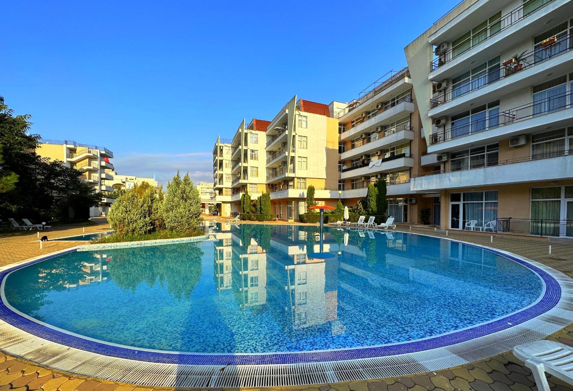 Apartment Daisy Grand Kamelia Slăntjev Brjag Exteriör bild