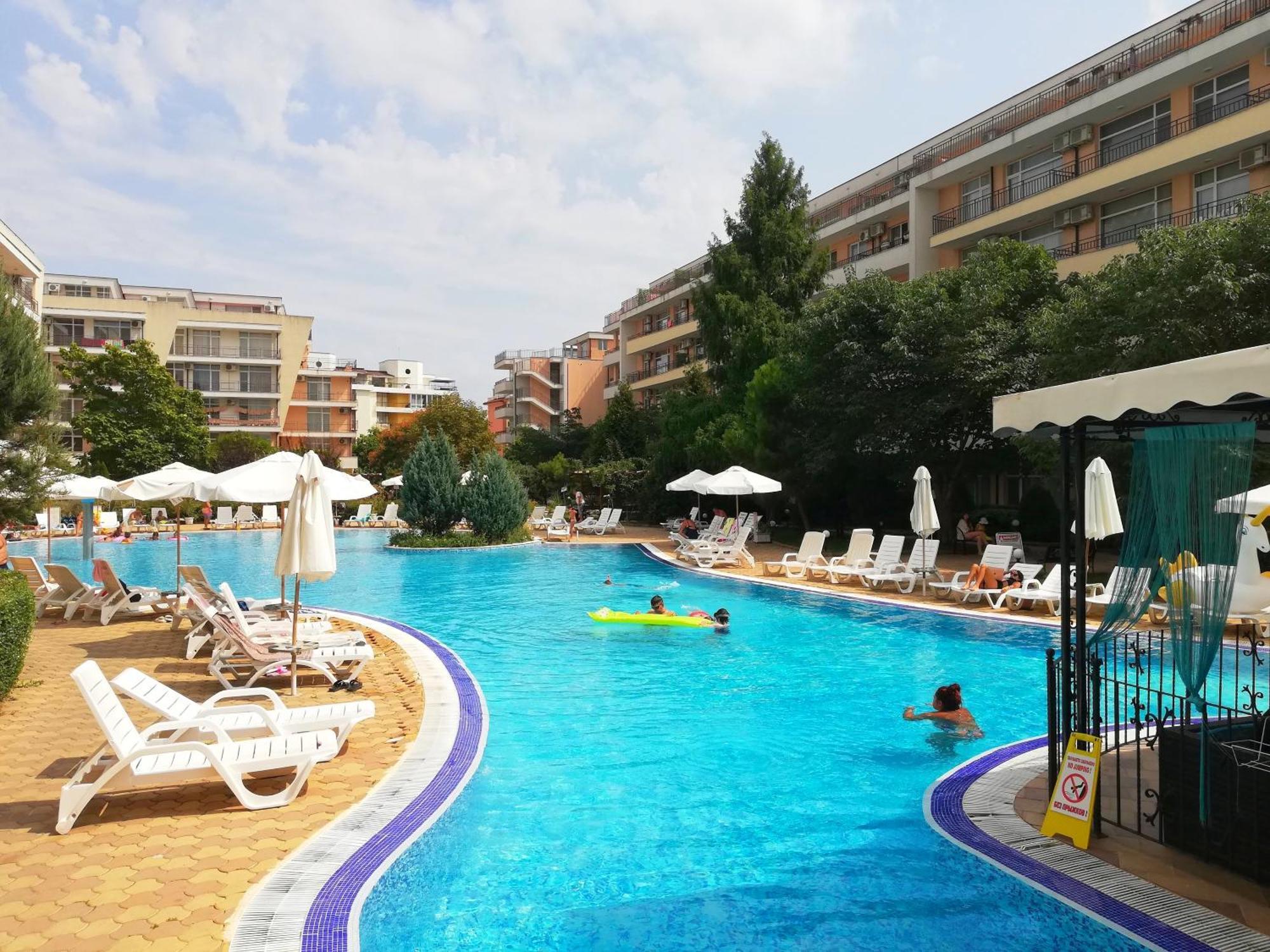 Apartment Daisy Grand Kamelia Slăntjev Brjag Exteriör bild